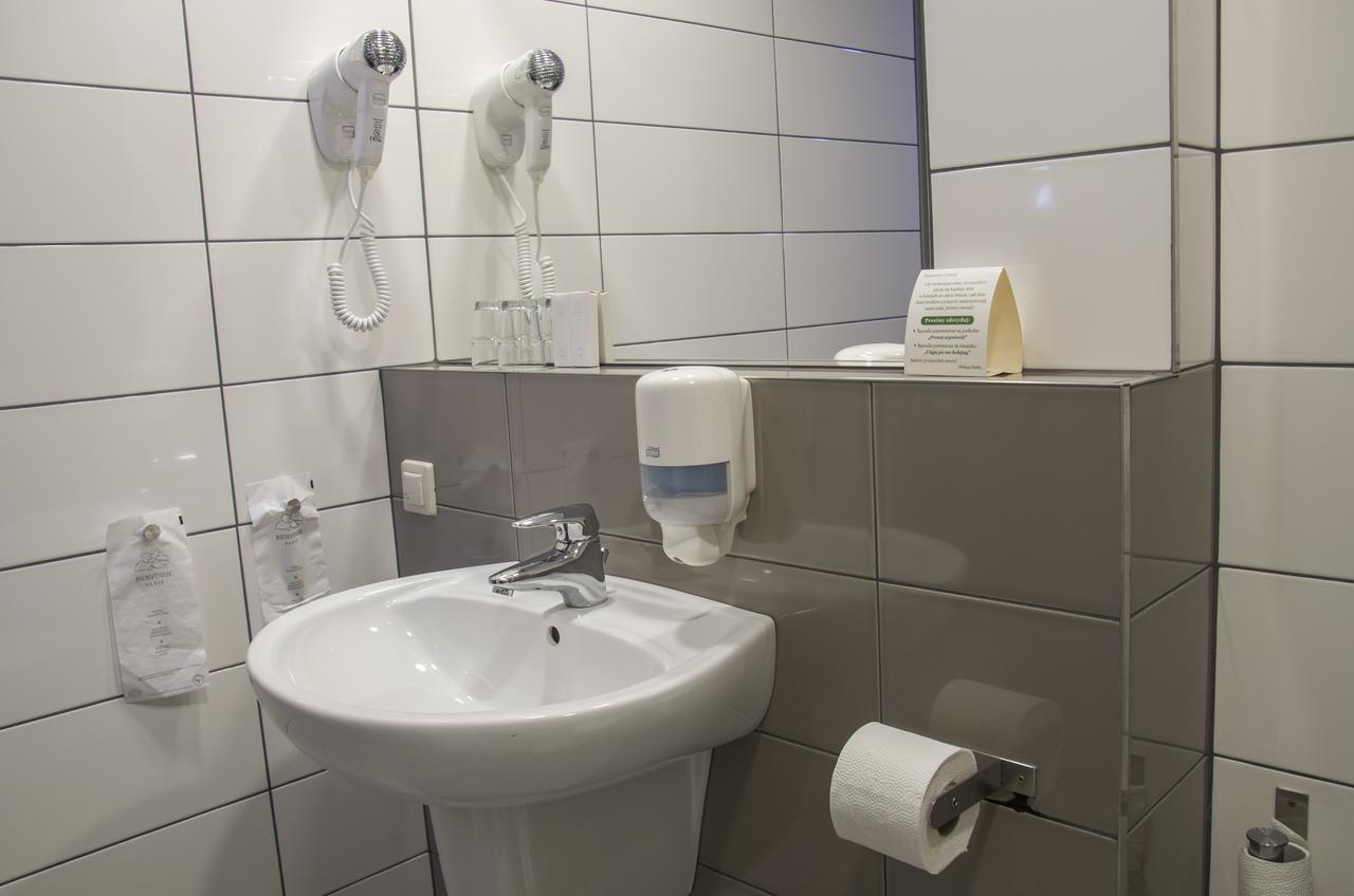 Eurohotel Katowice Nikiszowiec Buitenkant foto